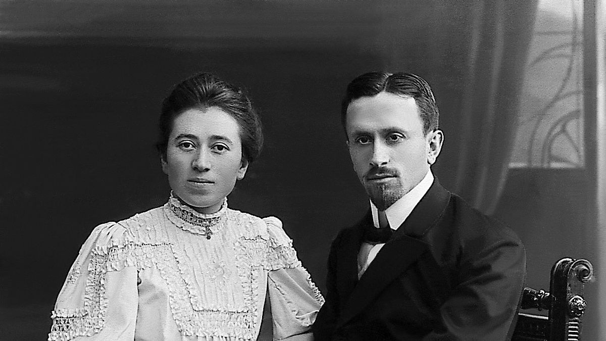 Ernst Jakob Christoffel and his sister Hedwig in 1908
